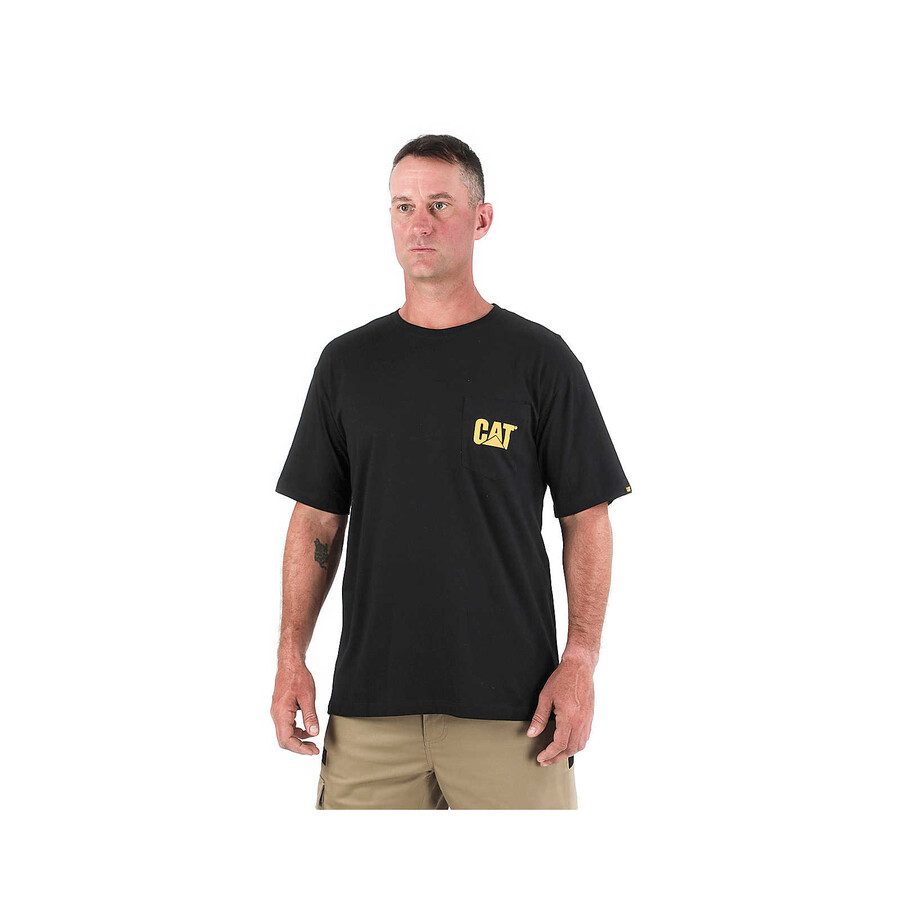 camiseta masculina com bolso trademark